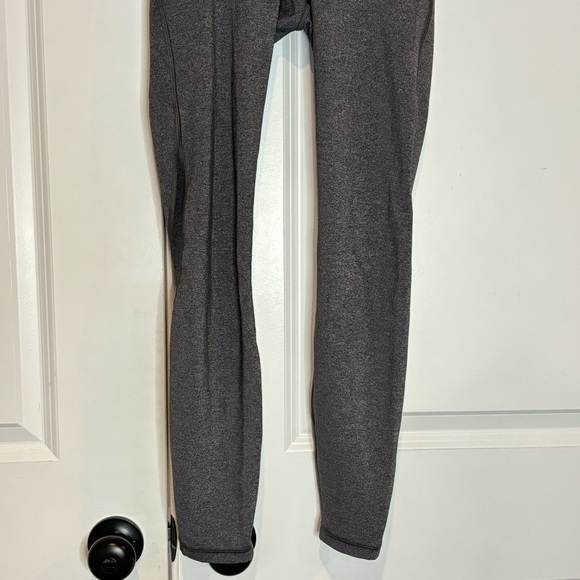 Lululemon Train Times 7/8 Gray High Waist Ankle Leggings 4 - Picture 4 of 11